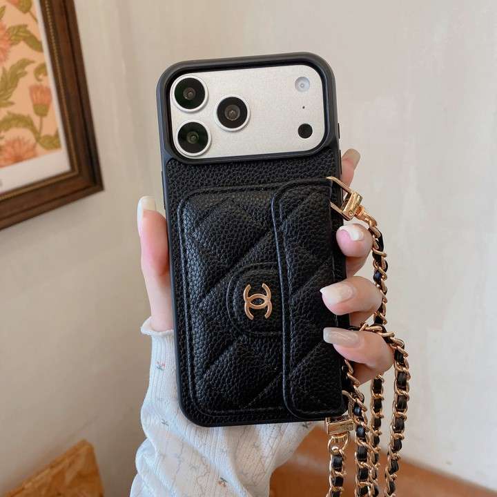 chanel iphone18pro 斜めがけケース レディース 