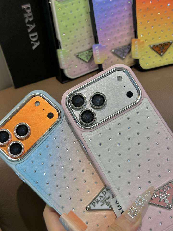 PRADA iphone18proケース 三角アイコン