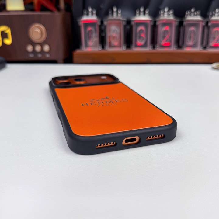 HERMES iphone18proケース オレンジ