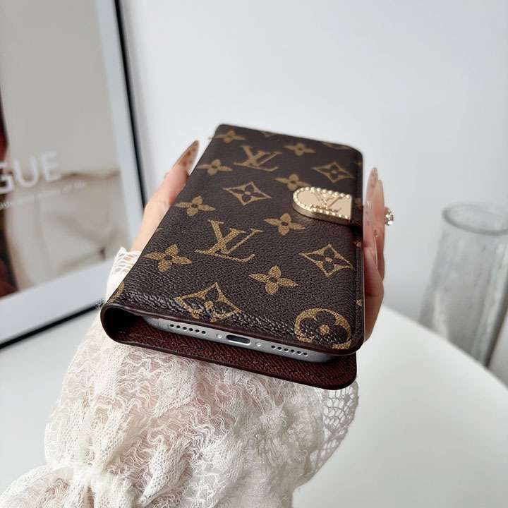 GUCCI アイフォン18proケース 手帳型 全機種対応