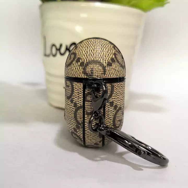 Gucci 動物柄 airpods 5 ケース