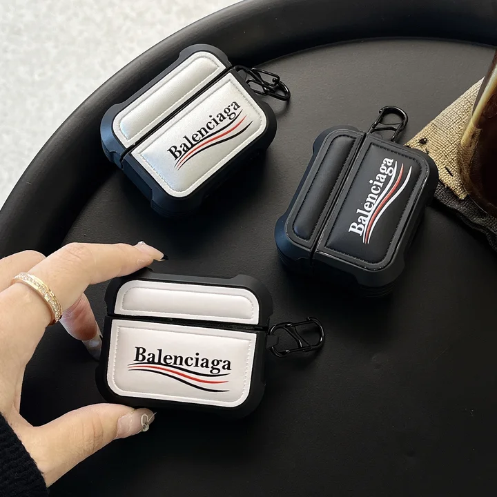 バレンシアガ airpods 5ケース ダウンジャケット風
