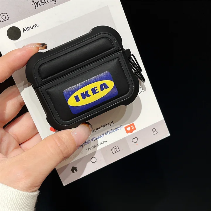 フェンディ モンスター airpods 5 ケース