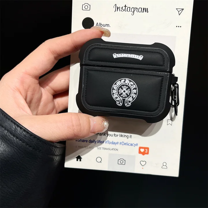 クロームハーツ カラビナ付き airpods5ケース
