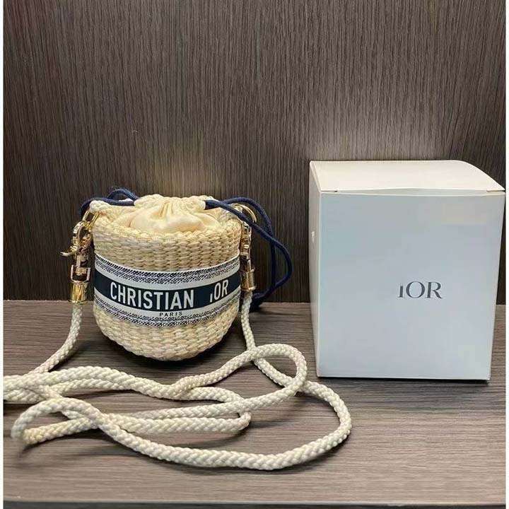 DIOR AirPods 5 収納ケース