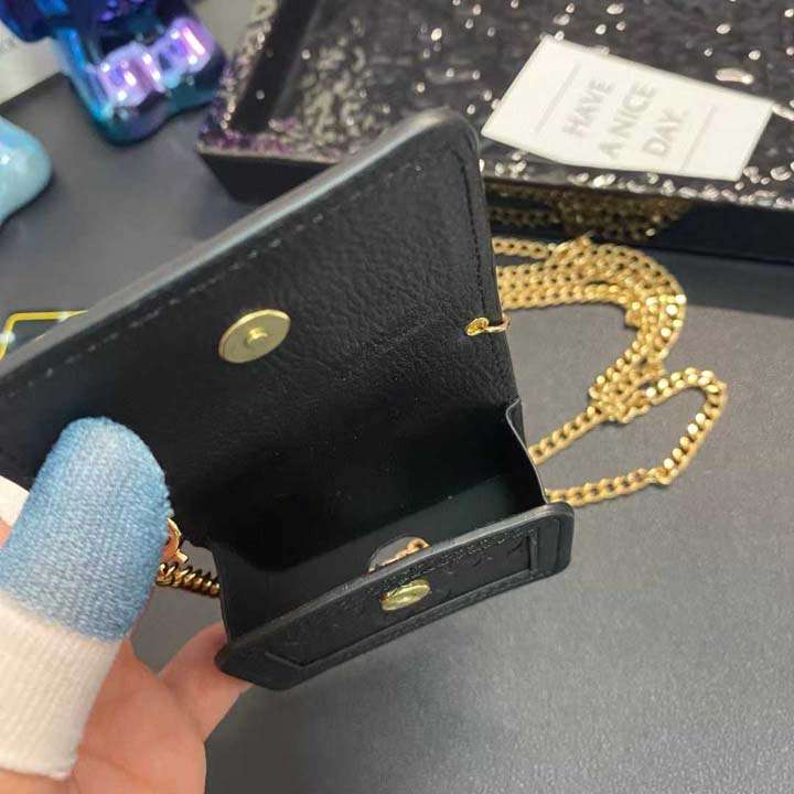 GUCCI airpods5ケース カラフル
