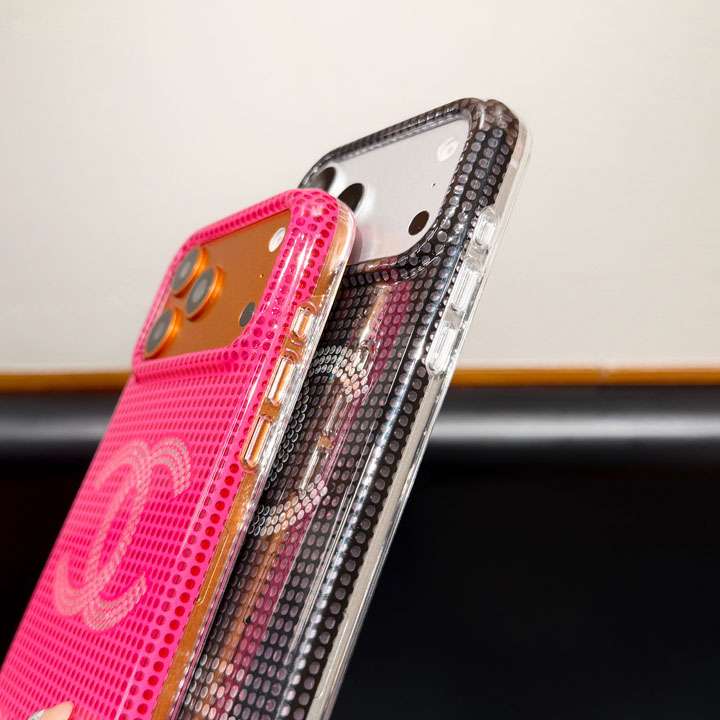 シャネル iphone18pro 携帯ケース 女性愛用
