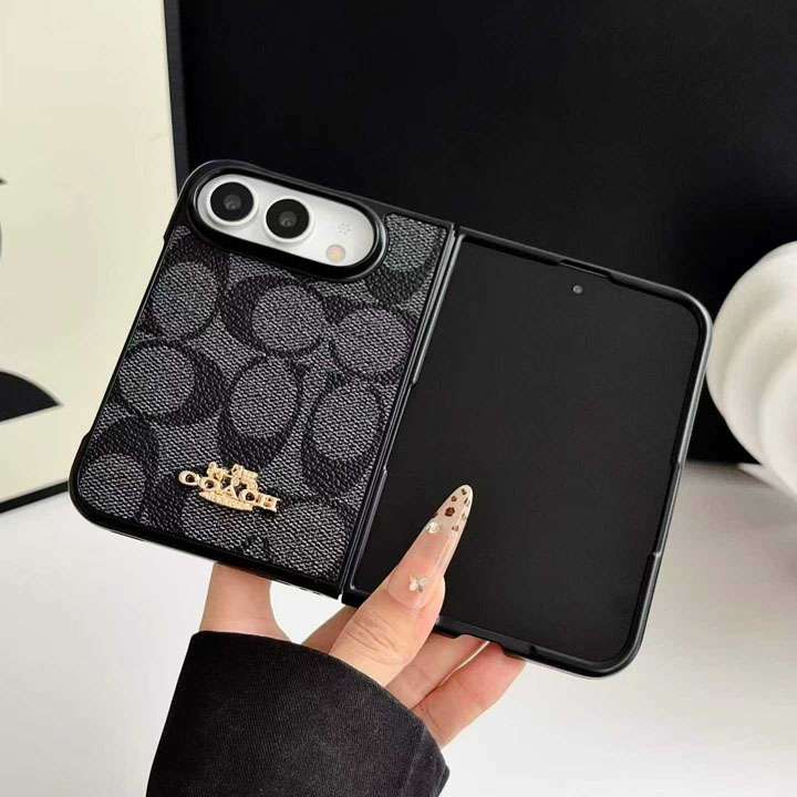coach レンズ保護 iphone duoケース