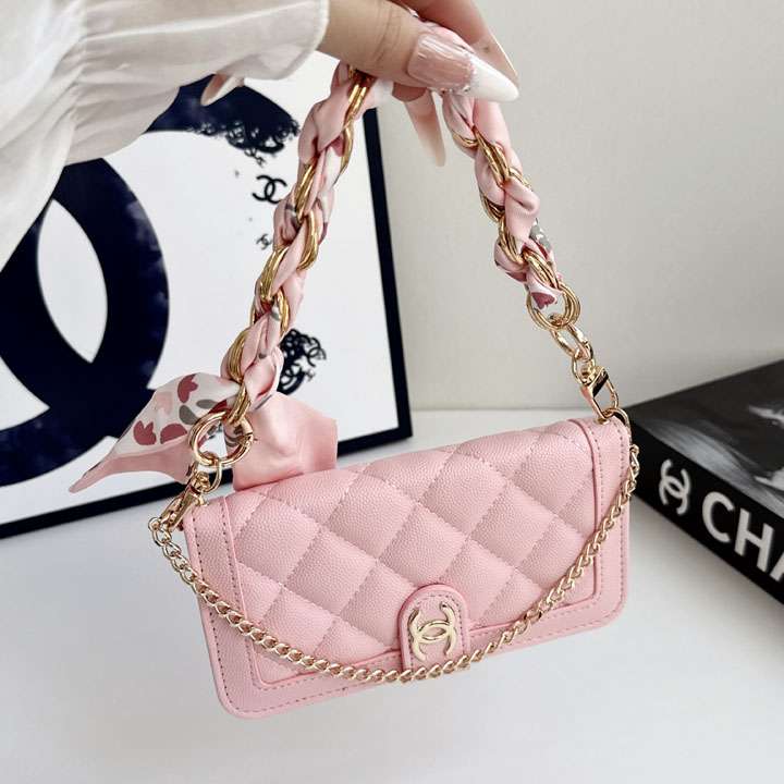 chanel iphone18pro 互換性ケース 手帳型