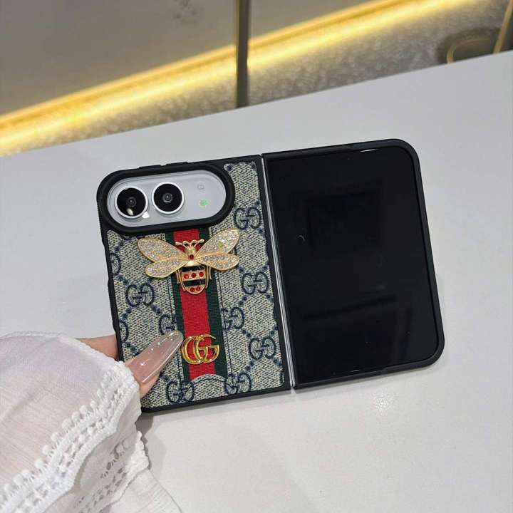 グッチ iphone duoケース 蜂柄 可愛い 