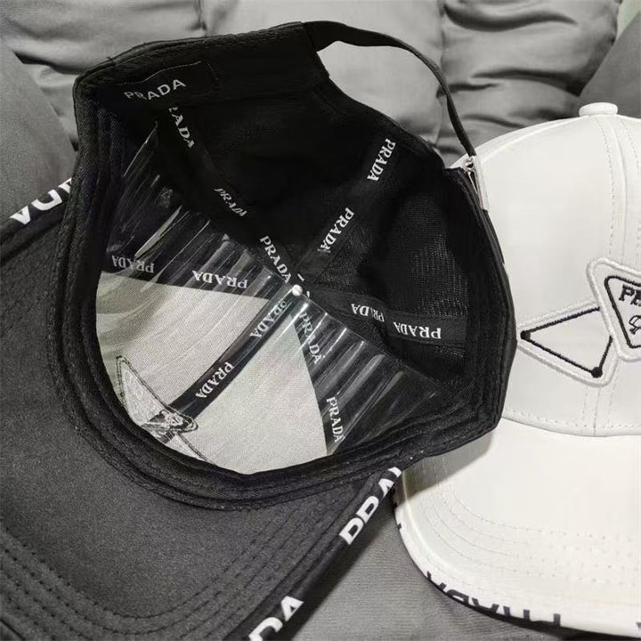 PRADA Cap UVカット