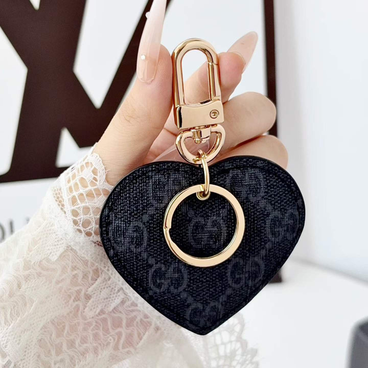 GUCCI ハート型 キーホルダー
