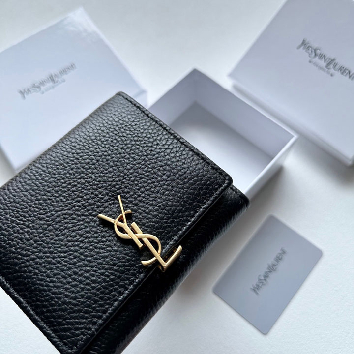 YSL カーフレザー 三つ折り財布