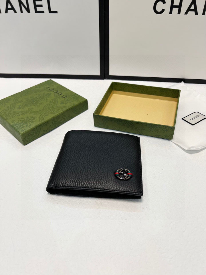 グッチ メンズ 折財布