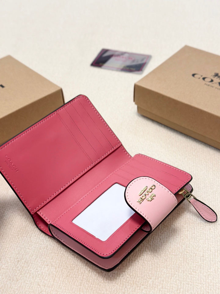 COACH ミディアム 財布