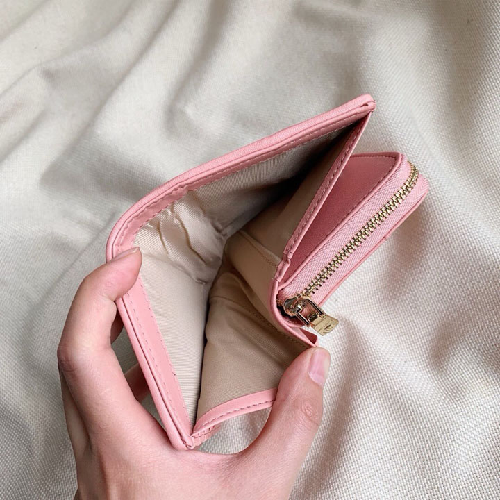 MIUMIU レザー 折り財布