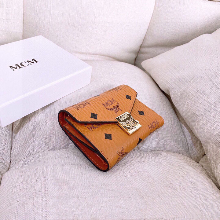 MCM ヴィセトス柄 三つ折り財布