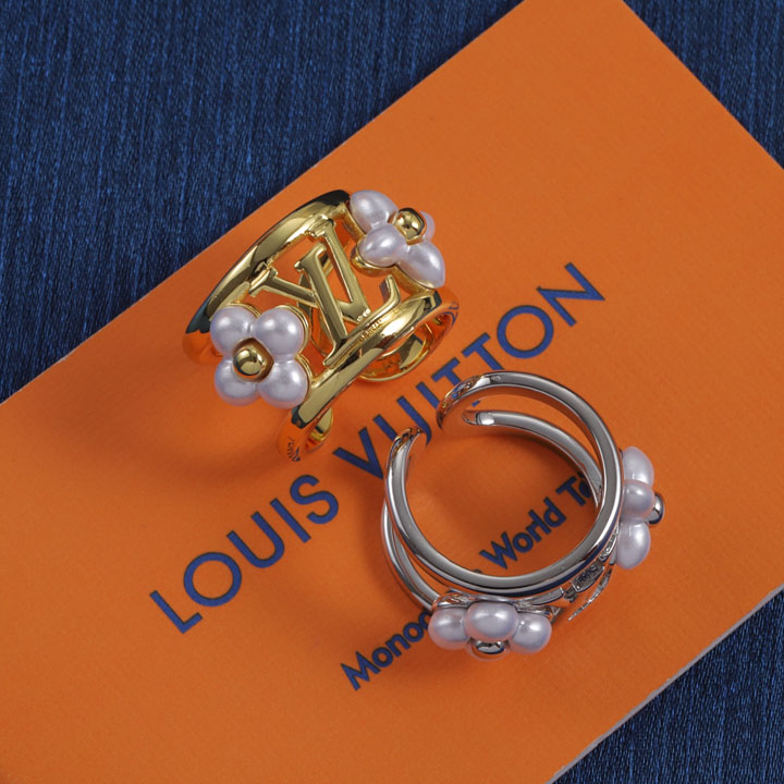 Louis Vuitton ring