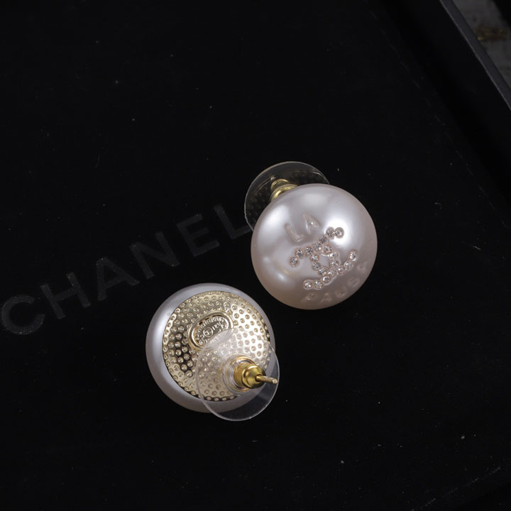 CHANEL 真珠 ピアス