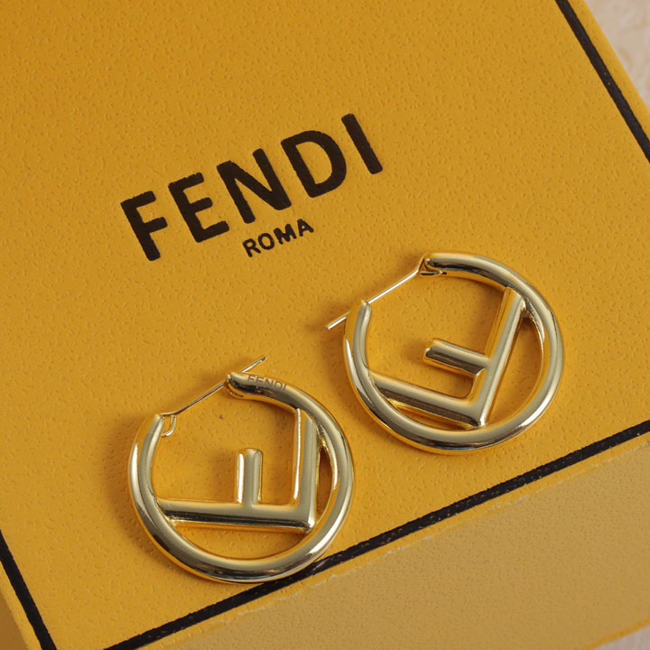 FENDI メタルフープ