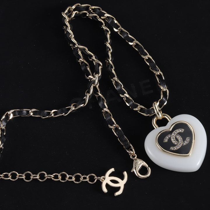 chanel チェーン ネックレス