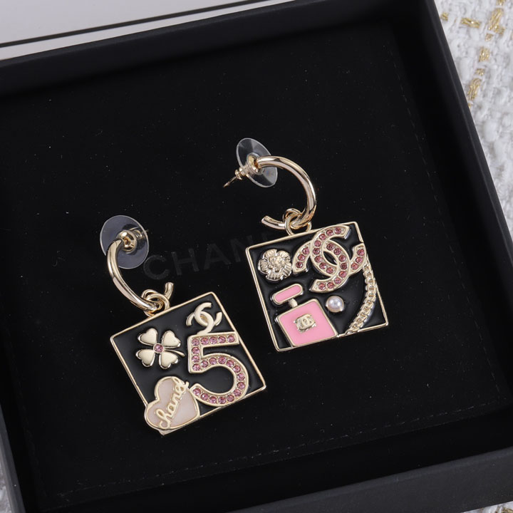CHANEL ピアス ラインストーン