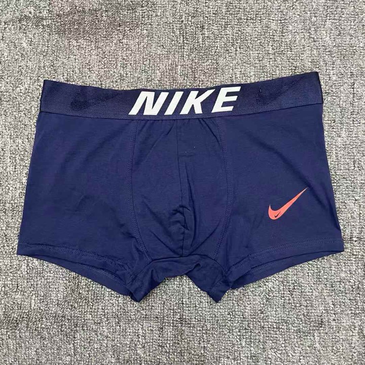 NIKE 男性ショーツ