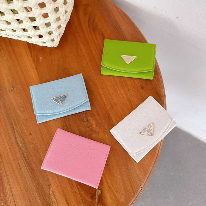 PRADA サフィアーノトライアングル カード入れ