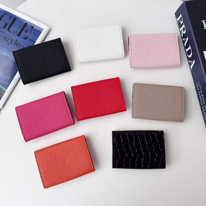 PRADA カードケース レディース