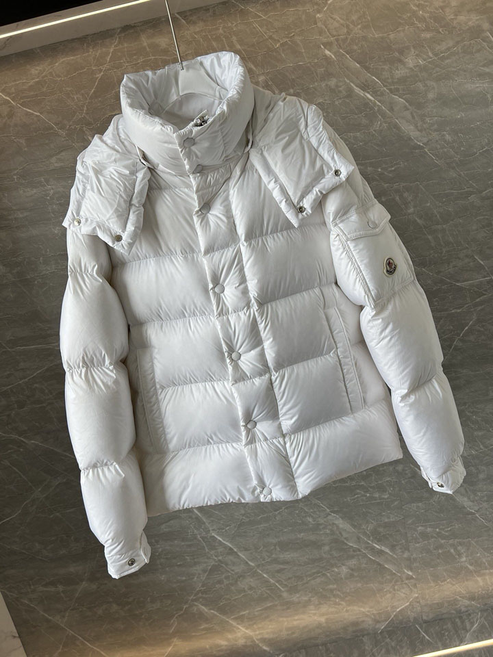 MONCLER Maya 70 ダウンコート ホワイト
