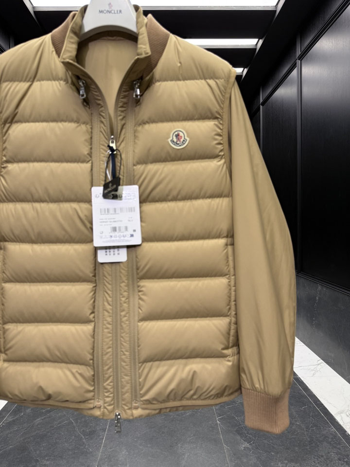 MONCLER ショートダウン VERNEY