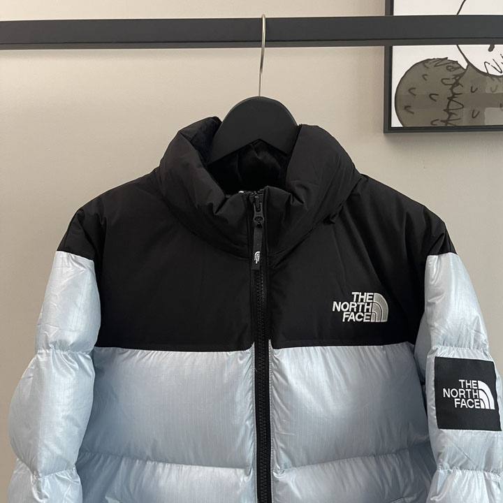 THE NORTH FACE RETRO NUPTSE JACKET