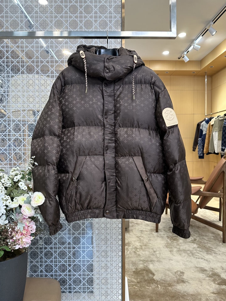 Louis Vuitton ダウンブルゾン