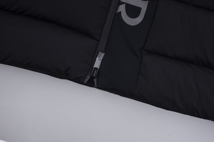 MONCLER 黒タグ ダウンジャケット