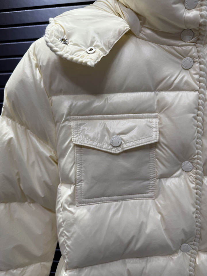 MONCLER ホワイト レディース ダウン