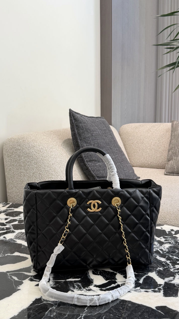 CHANELマトラッセ ハンドバッグ
