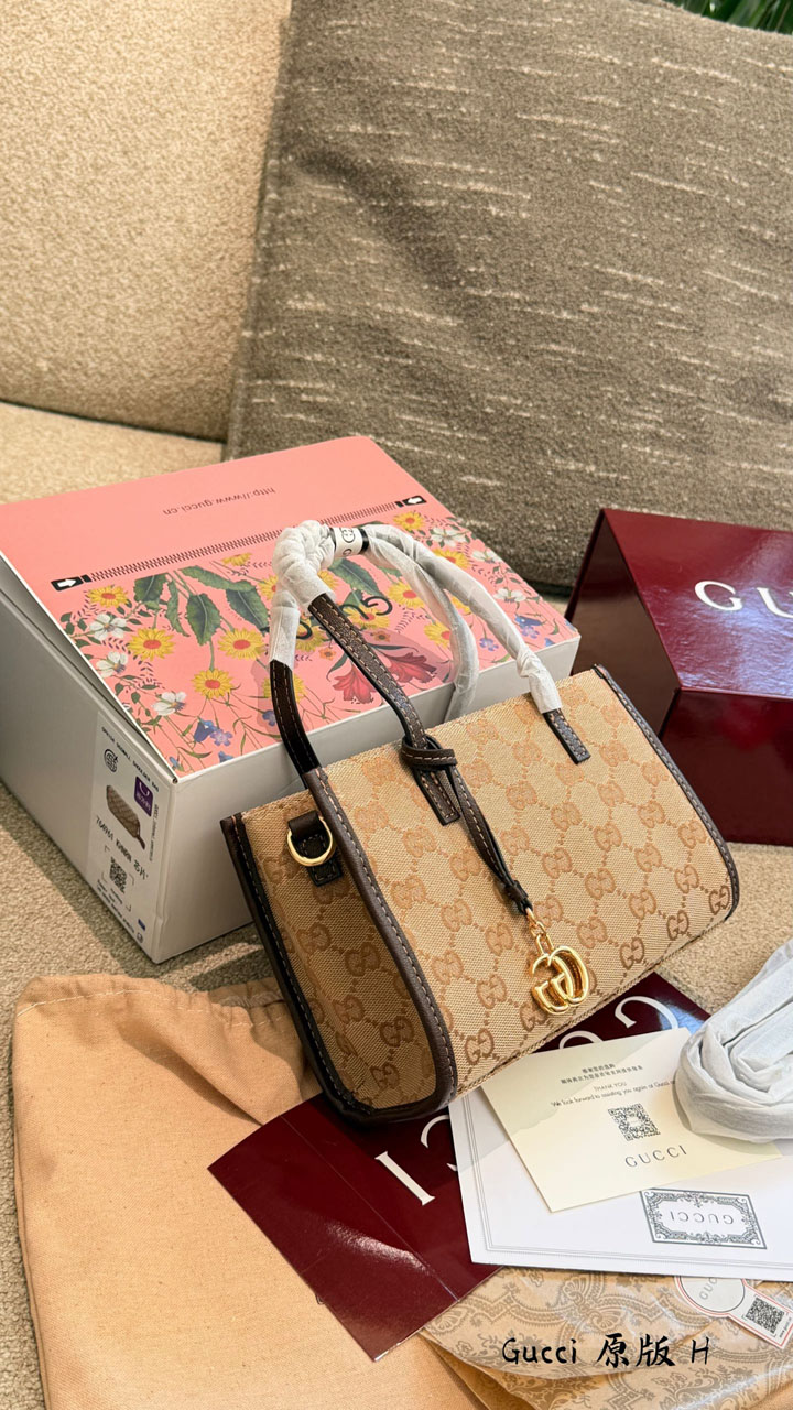 GUCCI 2WAY ハンドバッグ ミニ