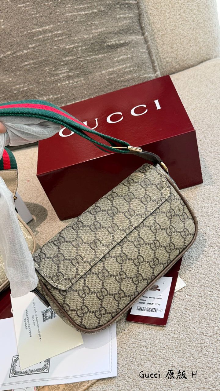 GUCCI 超低価 ミニバッグ