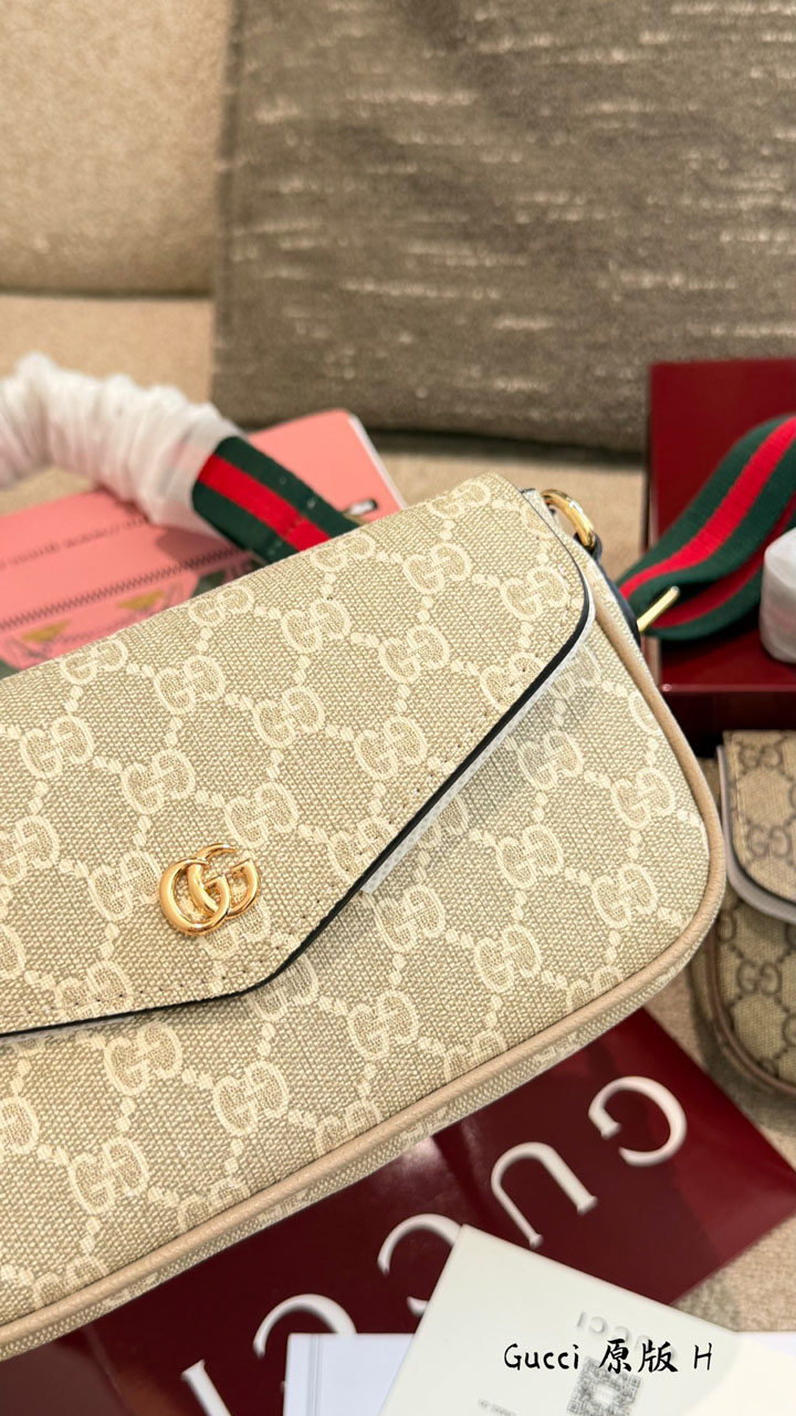 GUCCI レディース 斜め掛け ミニバッグ