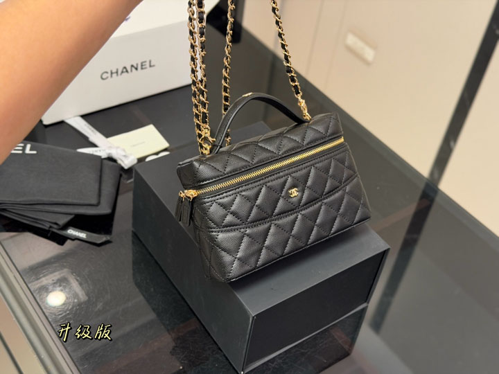 CHANEL チェーンショルダーバッグ ブラック