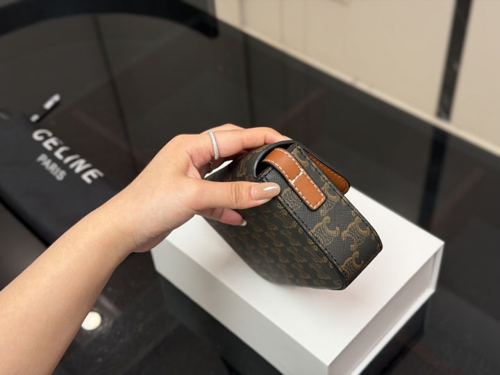 CELINE バッグ レディース