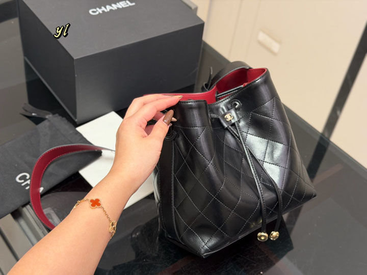 CHANEL バケットバッグ レディース