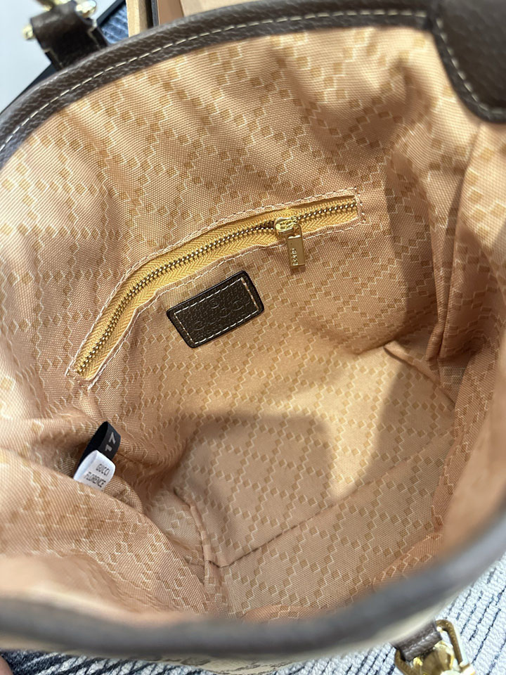 グッチ バッグ