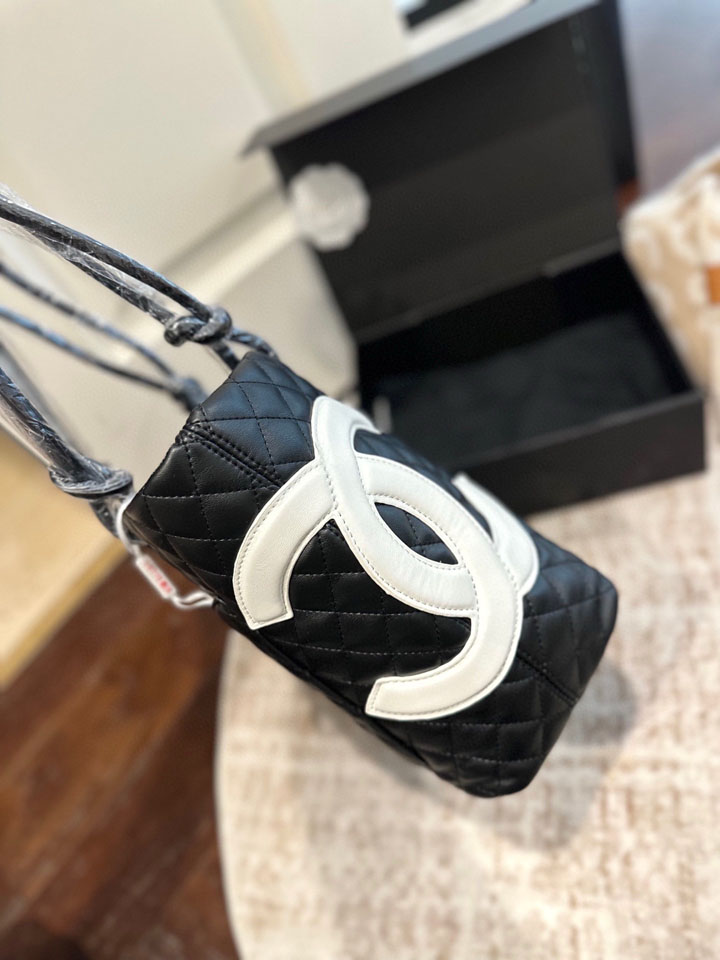 CHANEL カンボン ライン レディース