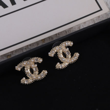 CHANEL ピアス