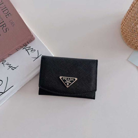 PRADA サフィアーノトライアングル カード入れ