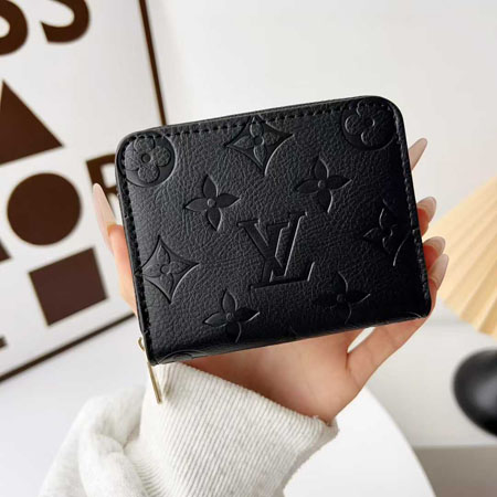 ルイヴィトン コンパクト 財布 おしゃれ