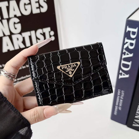 PRADA アコーディオン カードケース